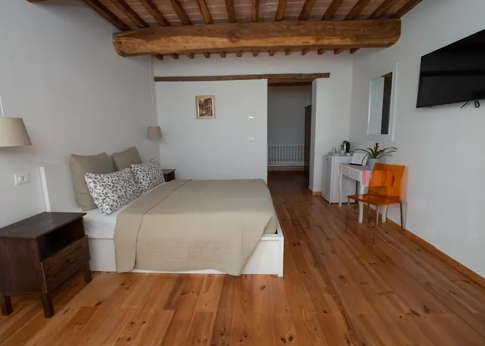 Il Casale-toscoemiliano * Camugnano