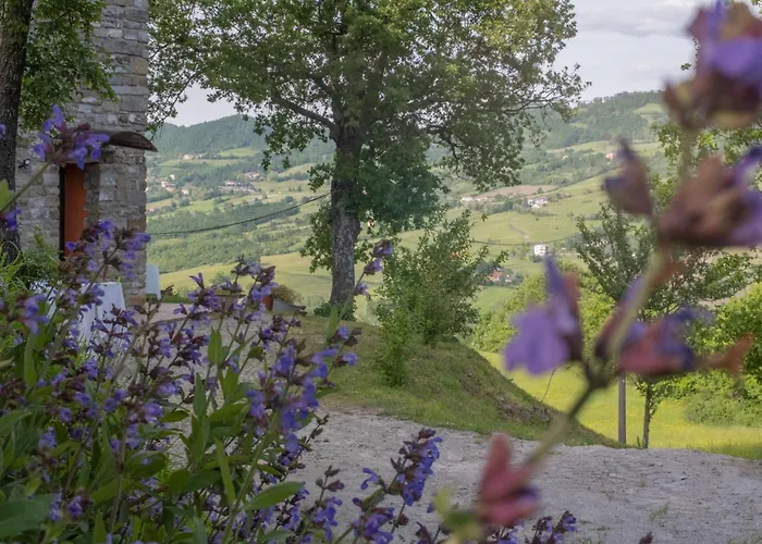 Il Casale-toscoemiliano בית חווה *