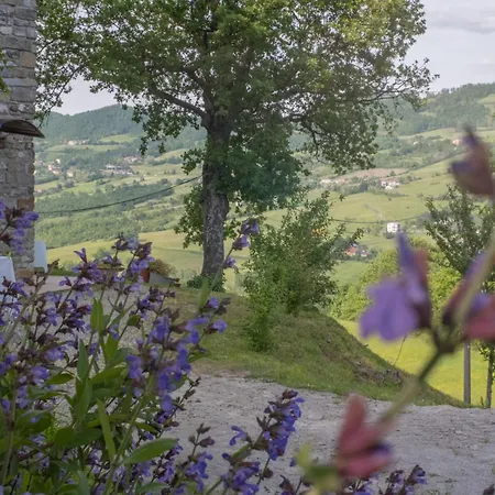 Il Casale-toscoemiliano בית חווה *