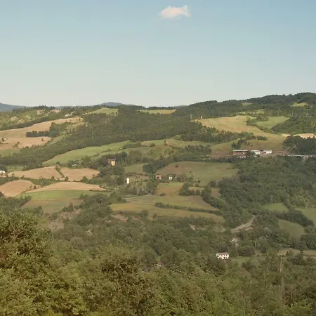 Il Casale-toscoemiliano Farm stay *